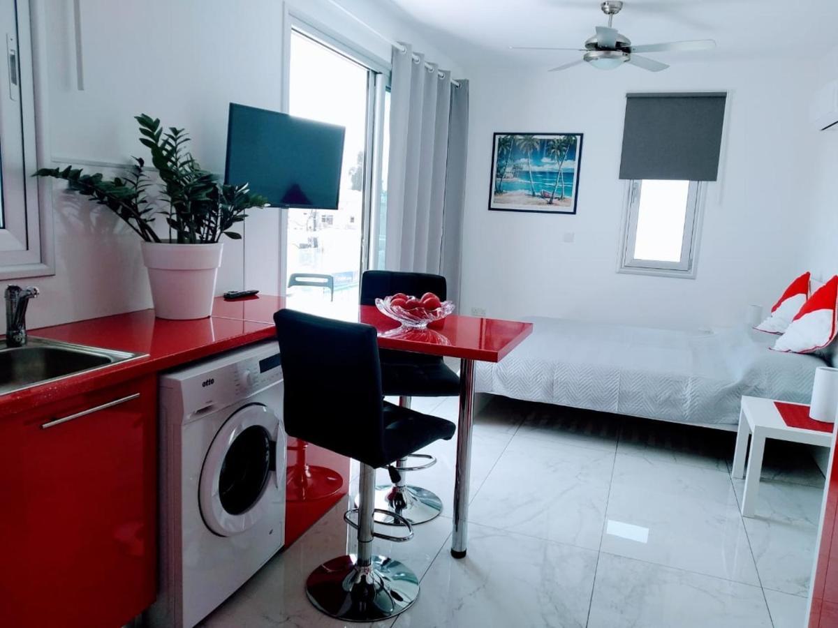 Dream- Downtown-Studios Paphos Exterior photo