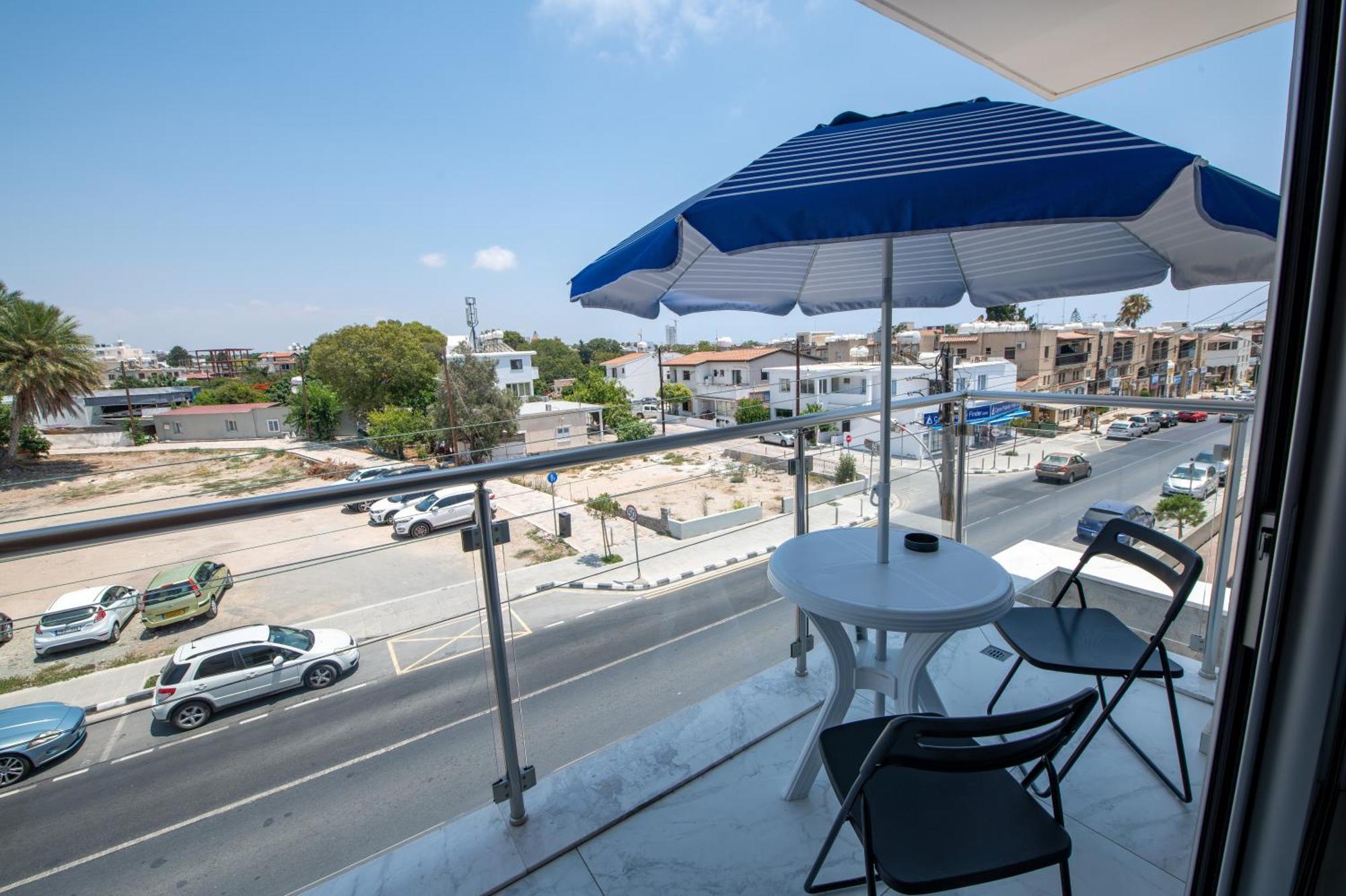 Dream- Downtown-Studios Paphos Exterior photo